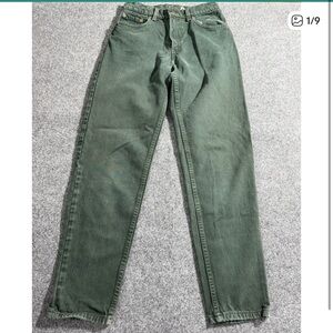 Levi's Straight Leg Jeans in Forest Green